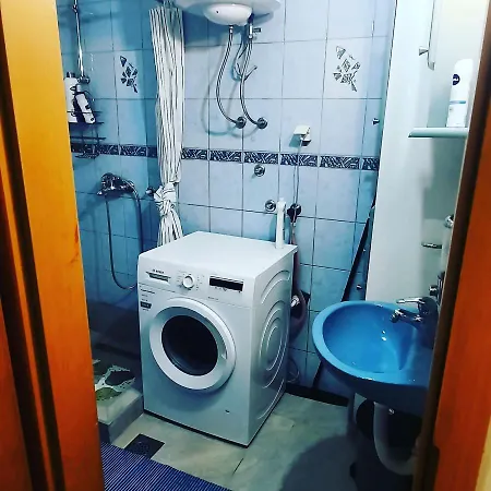 Dzidzi شقة سراييفو